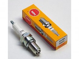 Bougie d'allumage NGK D8EA pour moto Aprilia, Bmw, Derbi, Gas-gas, Gilera, Honda, Husqvarna, Kawasaki, Ktm, Rieju, Suzuki,Yamaha