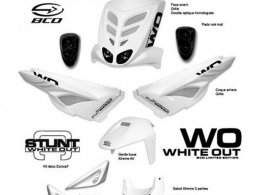 Kit carrosserie (white out) blanc (7 pièces) homologué marque BCD pour scooter stunt / slider