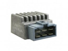 Régulateur de tension pour mécaboite derbi 50 senda (12v - connecteur gris 6 fiches - charge de batterie renforcée - type origine) -guilera-