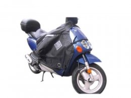 Tablier scooter marque Tucano Urbano pour: ovetto/stunt/fly/et2/et4/vivacity/mio/kisbee - r151