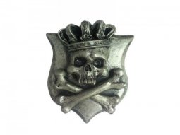 Autocollant marque Lethal Threat 3d skull argent king