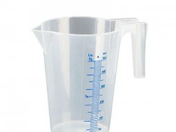 Doseur-broc marque Pressol en polypropylene gradue transparent 500ml