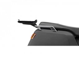 Porte bagage / support top case marque Shad pour maxi-scooter niu...